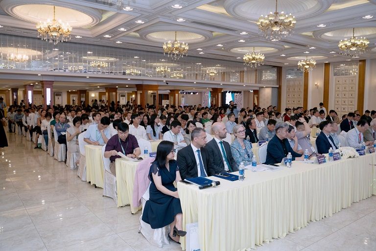 Ngoc Thien supports the 2025 National Conference on Psychiatry