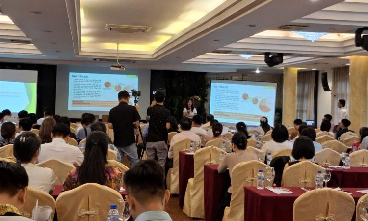 Báo cáo khoa học tại Hội nghị Tâm thần học Thành phố Hồ Chí Minh